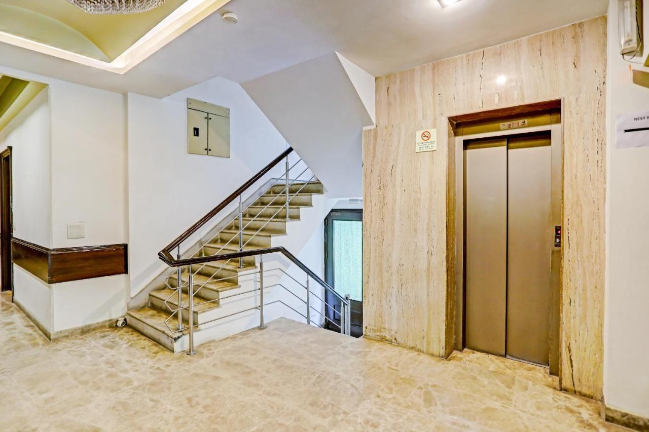 Hotel The Orion - Greater Kailash 4*